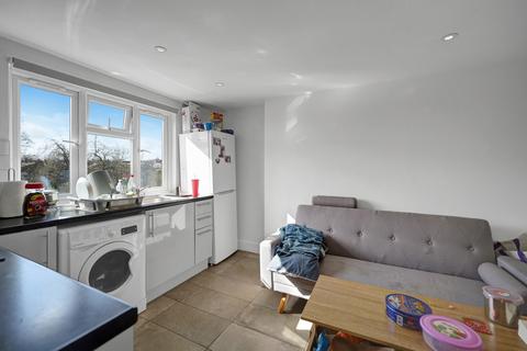 3 bedroom terraced house for sale, Hedge Lane, Enfield, N13