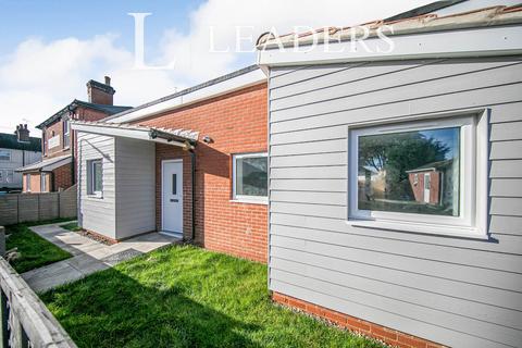 2 bedroom bungalow to rent, Hampton Road, IP1