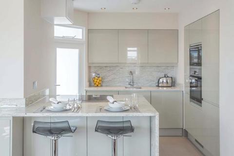 2 bedroom apartment to rent, Hallam Street, London W1W