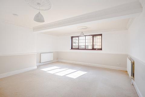 2 bedroom apartment for sale, Hadham Road, Bishop's Stortford, Hertfordshire, CM23