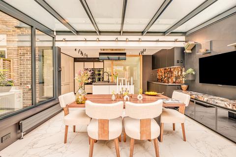 undefined, London W14