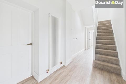4 bedroom end of terrace house for sale, Chetwynd Court, Stafford ST17