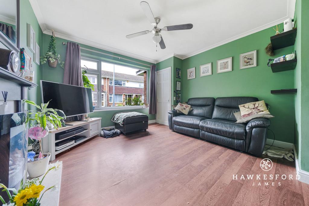 Beaconsfield Road, Sittingbourne - Lounge