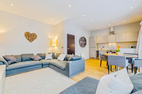 2 bedroom apartment for sale, Romilly Crescent, Cardiff