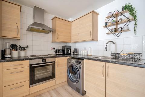 2 bedroom apartment for sale, Skippetts Gardens, Basingstoke, Hampshire