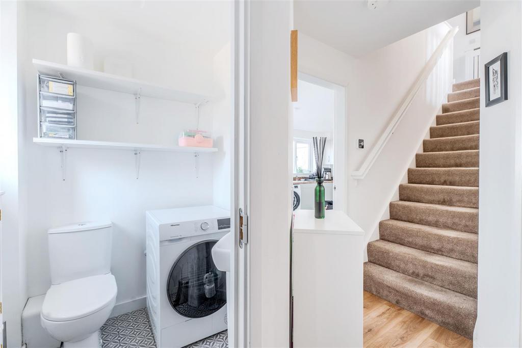 Entry WC