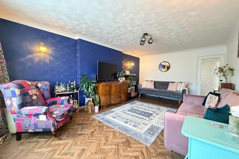 2 bedroom semi-detached bungalow for sale, Bradworth Drive, Scarborough, YO11
