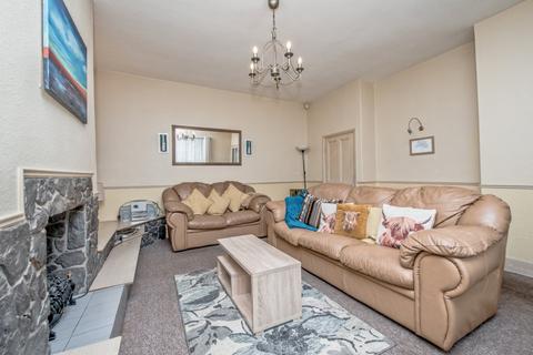 3 bedroom terraced house for sale, Moorlands Road, Birkenshaw, Bradford, West Yorkshire, BD11