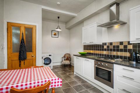 2 bedroom flat for sale, Gladstone Terrace, Marchmont