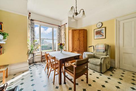 4 bedroom detached house for sale, Frant Road, Tunbridge Wells, TN2