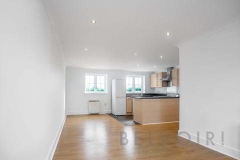2 bedroom flat to rent, Weyland Drive, Off Winstree Road, Colchester CO3