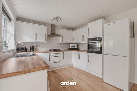3 bedroom detached house for sale, Stoneleigh Close, Redditch, B98