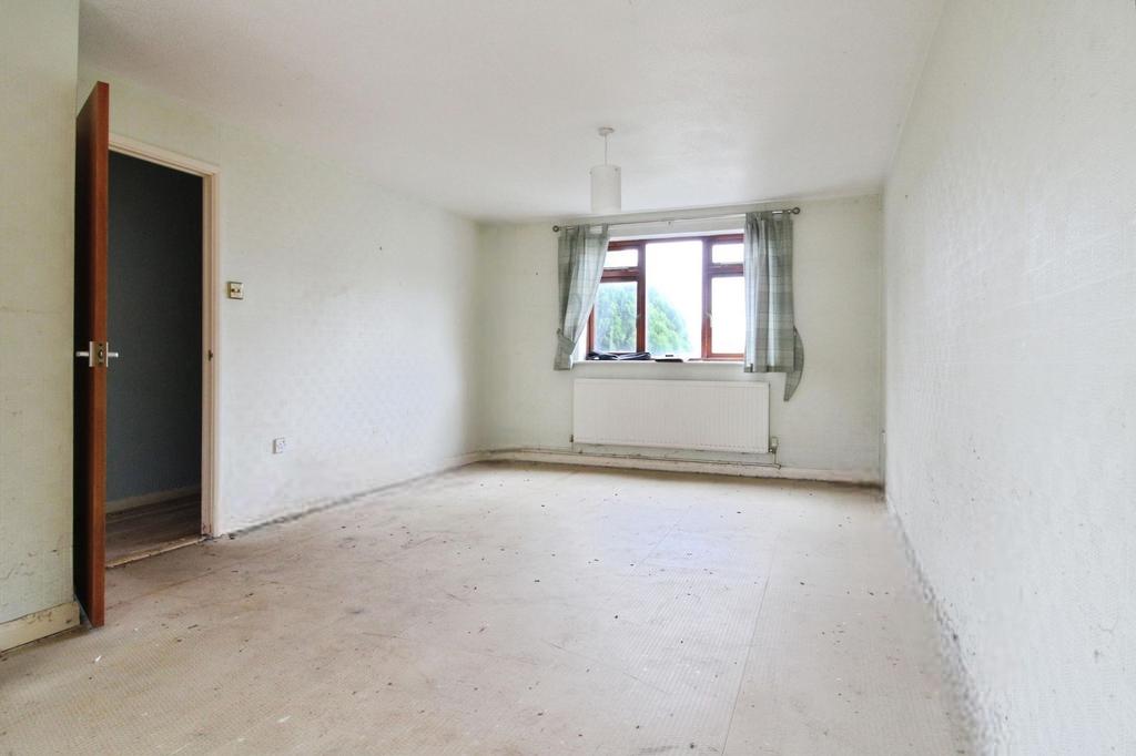 Living Room / Dining Area