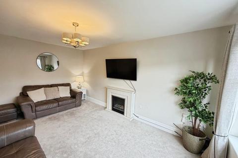 4 bedroom detached house for sale, Leamington Road, Little Sutton