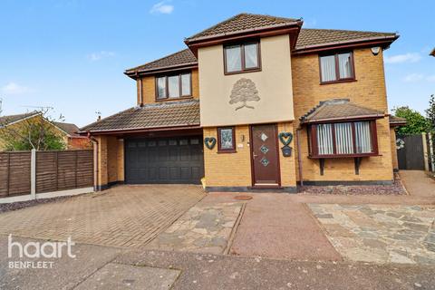 4 bedroom detached house for sale, Keysland, Benfleet