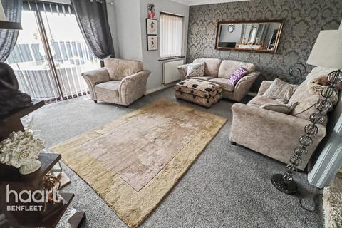 4 bedroom detached house for sale, Keysland, Benfleet
