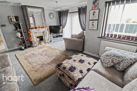 4 bedroom detached house for sale, Keysland, Benfleet