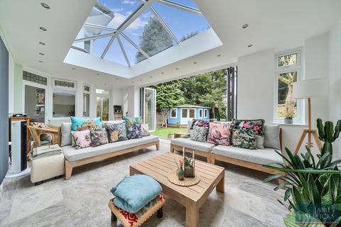 4 bedroom detached house for sale, Spencefield Lane, Evington, Leicester