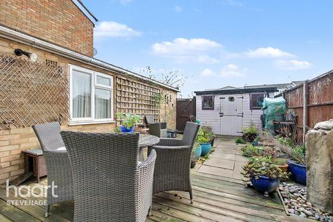 3 bedroom terraced house for sale, Ripon Road, Stevenage