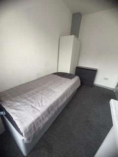 1 bedroom in a house share to rent, James Turner Street, Birmingham B18