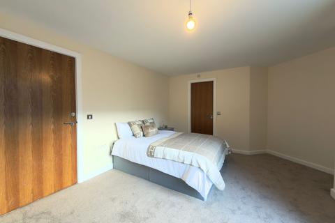 1 bedroom in a flat share to rent, Vittoria Street, Birmingham B1