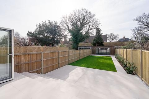 undefined, Lynton Road, Acton, W3