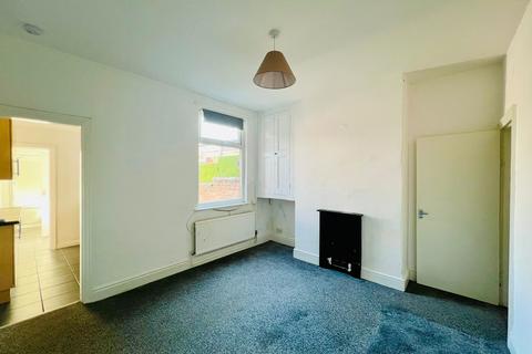 2 bedroom terraced house for sale, Gorsey Lane, Warrington