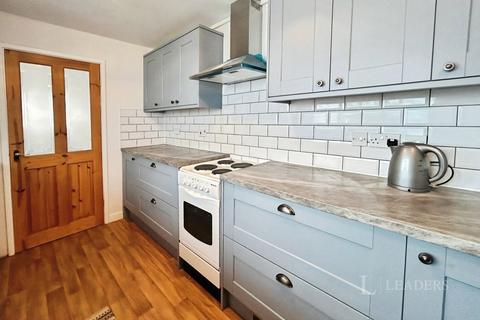 2 bedroom terraced house to rent, Clapham Terrace, CV31
