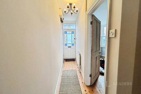 2 bedroom terraced house to rent, Clapham Terrace, CV31