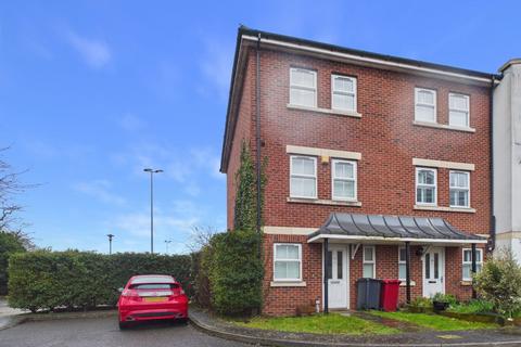 undefined, Tobermory Close, Langley, Berkshire, SL3