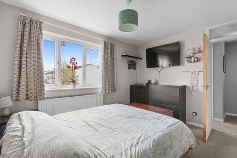 undefined, Runfurrow, Aylesbury HP17