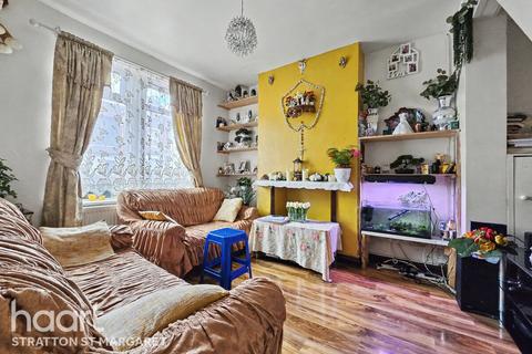 undefined, Elmina Road, Swindon