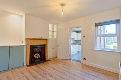 2 bedroom terraced house for sale, Holborough Road, Snodland
