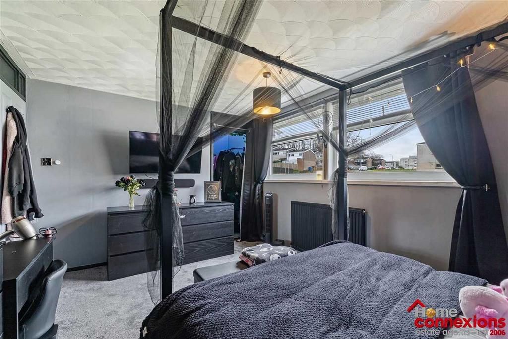 Bedroom One (2)