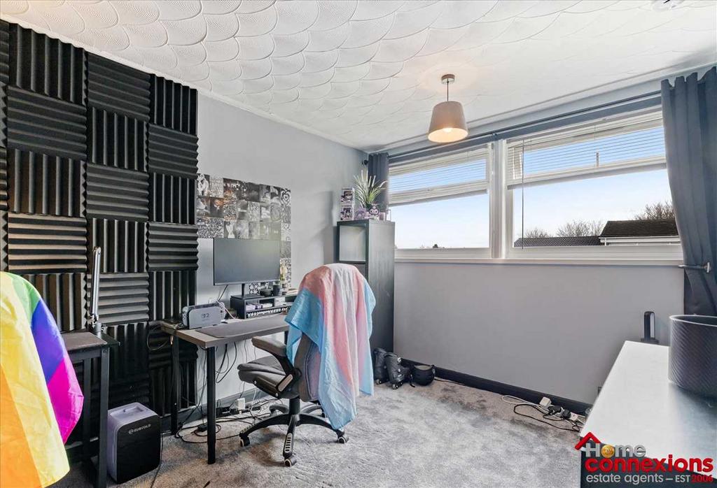 Bedroom Two (1)