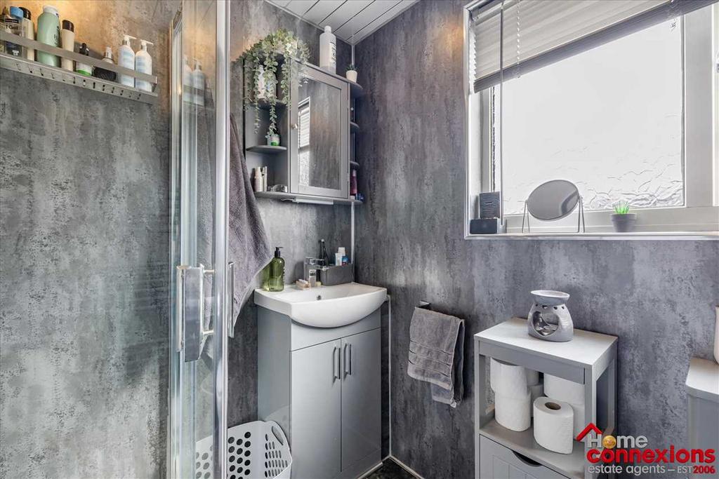 Shower Room (2)