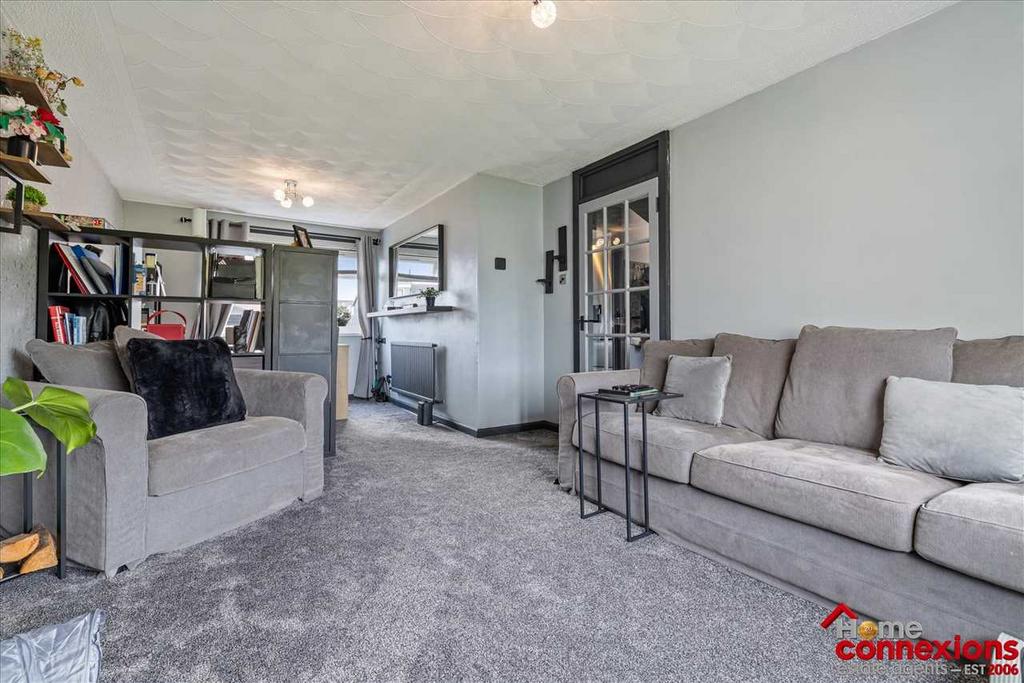Lounge Dining (2)