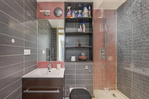 1 bedroom flat to rent, Royal Mint Street, City, London, E1