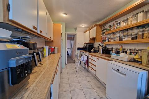 3 bedroom end of terrace house for sale, Balderton Close, Hampshire PO2