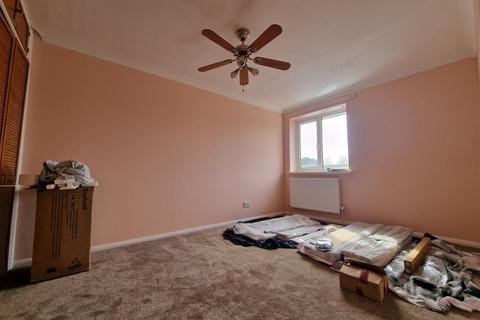 3 bedroom terraced house for sale, Newney Close, Hampshire PO2