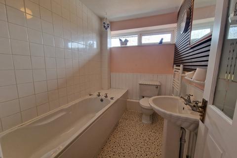 3 bedroom terraced house for sale, Newney Close, Hampshire PO2
