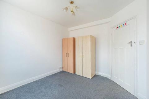 undefined, Victoria Road, Ruislip Manor, Ruislip, HA4
