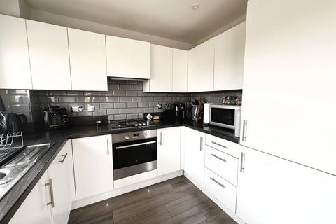 2 bedroom flat for sale, Venus Avenue, Biggleswade, SG18