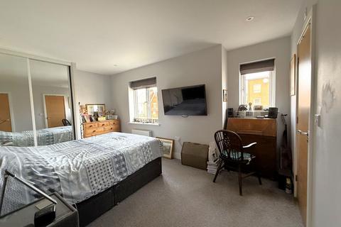 2 bedroom flat for sale, Venus Avenue, Biggleswade, SG18