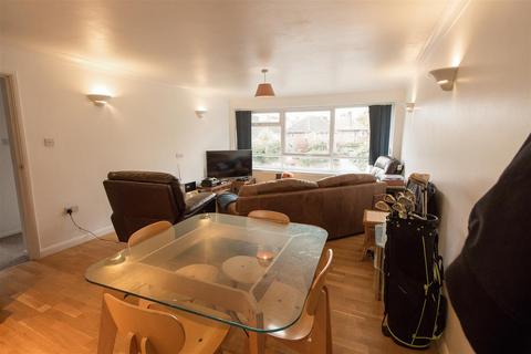 undefined, Winnals Park, Paddockhall Road, Haywards Heath