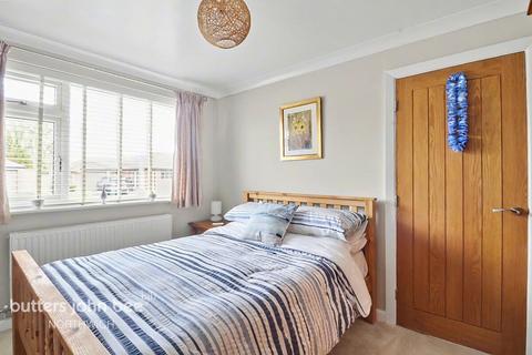 2 bedroom bungalow for sale, Orchard Close, Northwich