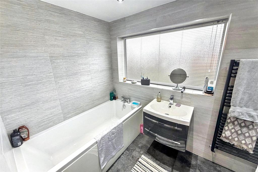 Bathroom/Wc 2