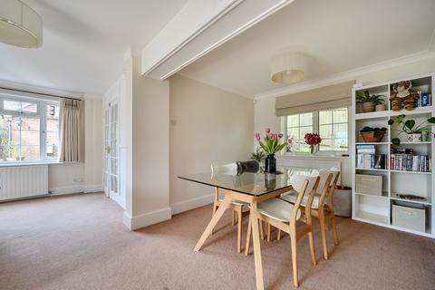 4 bedroom detached house for sale, Farnham Lane, Haslemere, GU27