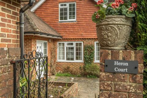 4 bedroom detached house for sale, Farnham Lane, Haslemere, GU27