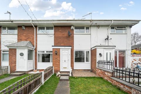 2 bedroom terraced house to rent, Shanklin Walk, Bolton, BL3